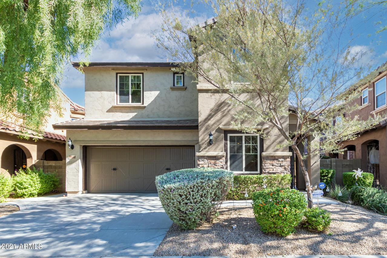 3932 E Half Hitch Pl., Phoenix, AZ 85050