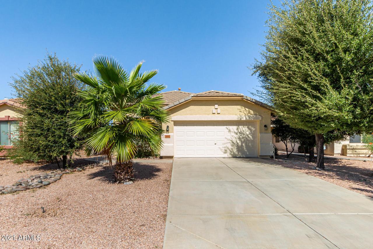 480 W Dexter Way, San Tan Valley, AZ 85143