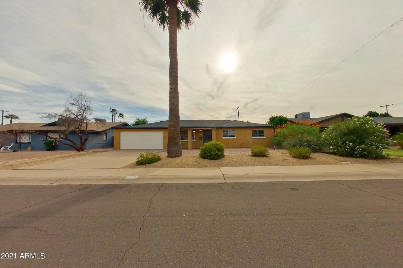 7327 E Mckinley St., Scottsdale, AZ 85257