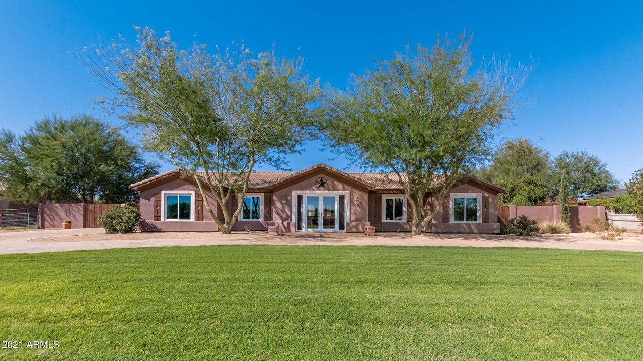 7420 N 173rd Ave., Waddell, AZ 85355