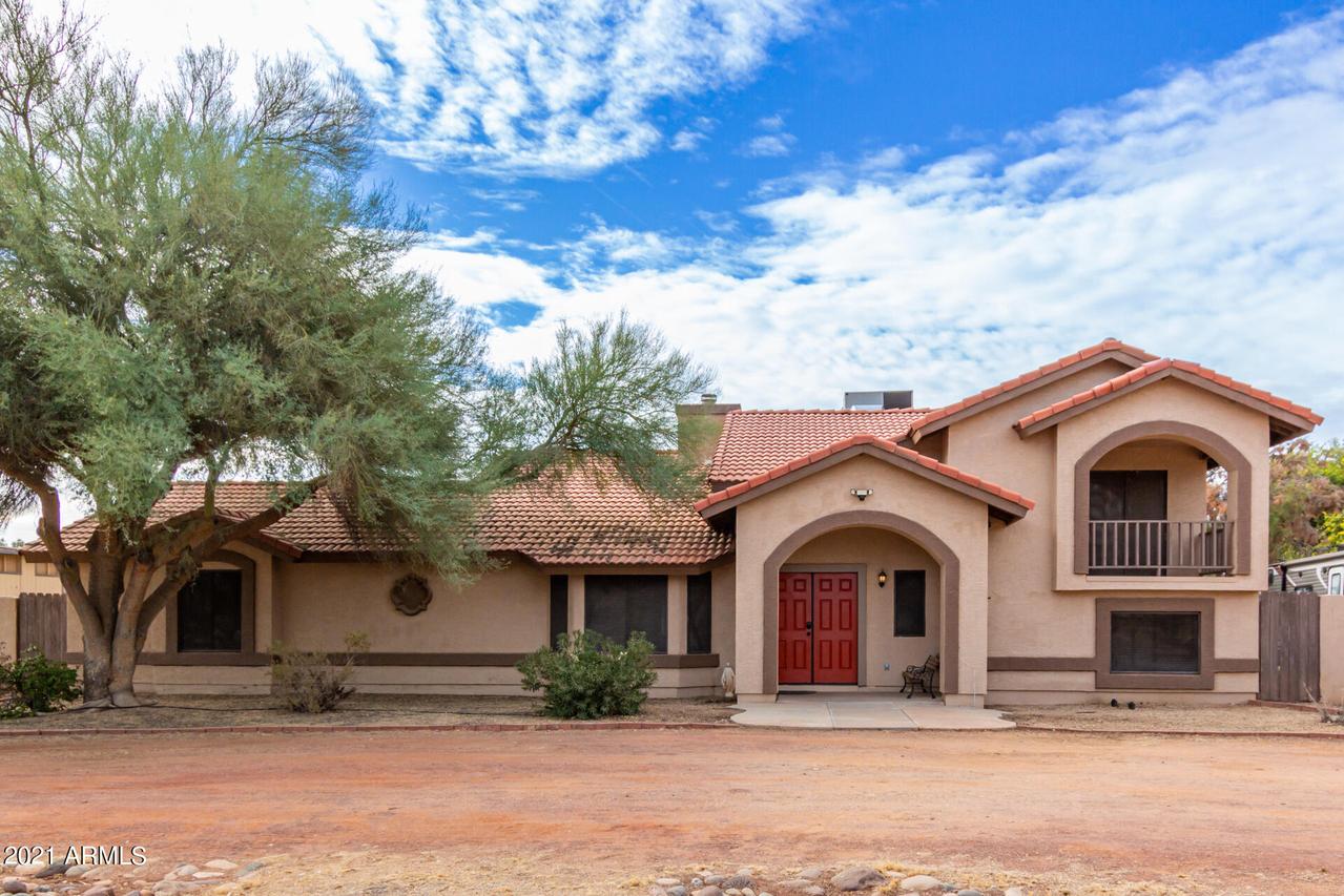 6796 N 183rd Ave., Waddell, AZ 85355