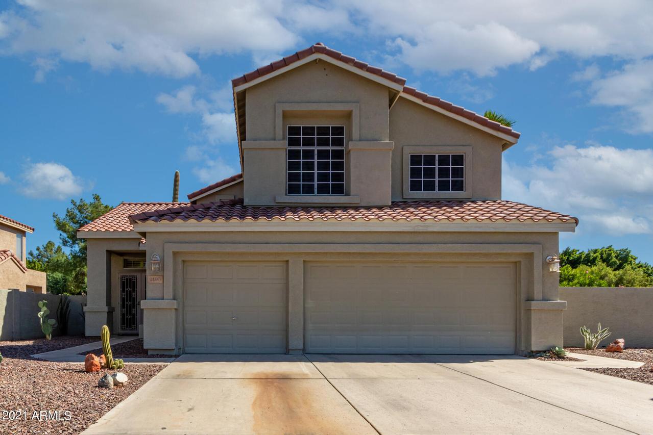 21583 N 59th Dr., Glendale, AZ 85308