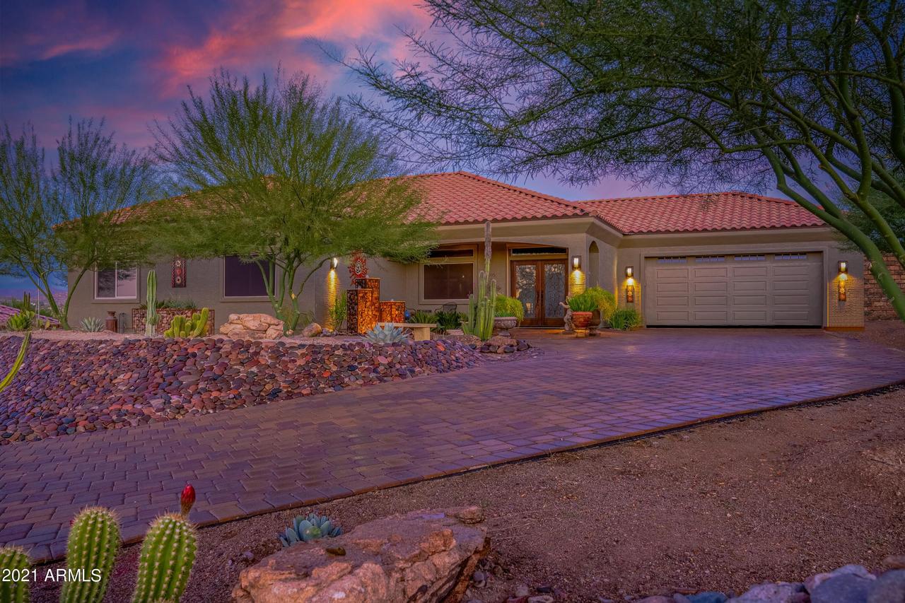 695 N Topeka Cir., Wickenburg, AZ 85390
