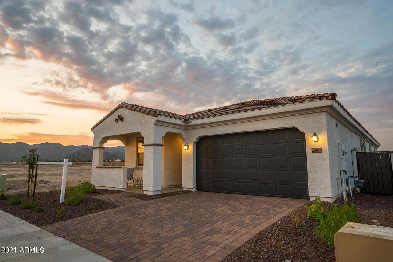 20014 W Turney Ave., Litchfield Park, AZ 85340