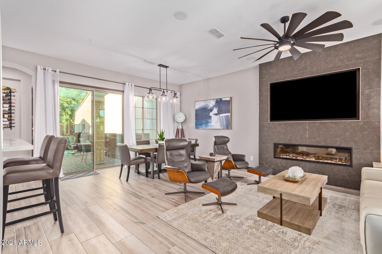 4286 N Verrado Way, Buckeye, AZ 85396