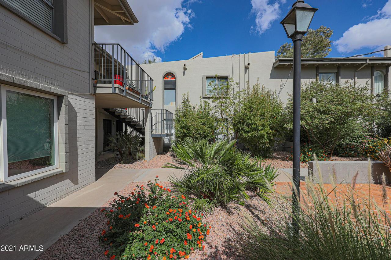 4041 E Camelback Rd. #3, Phoenix, AZ 85018