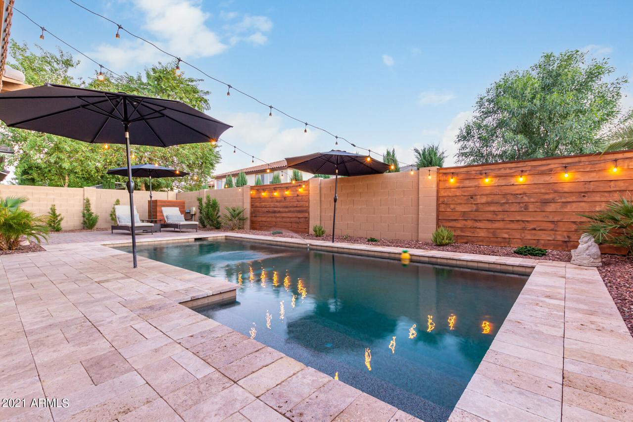 2202 N Park Meadows Dr., Buckeye, AZ 85396