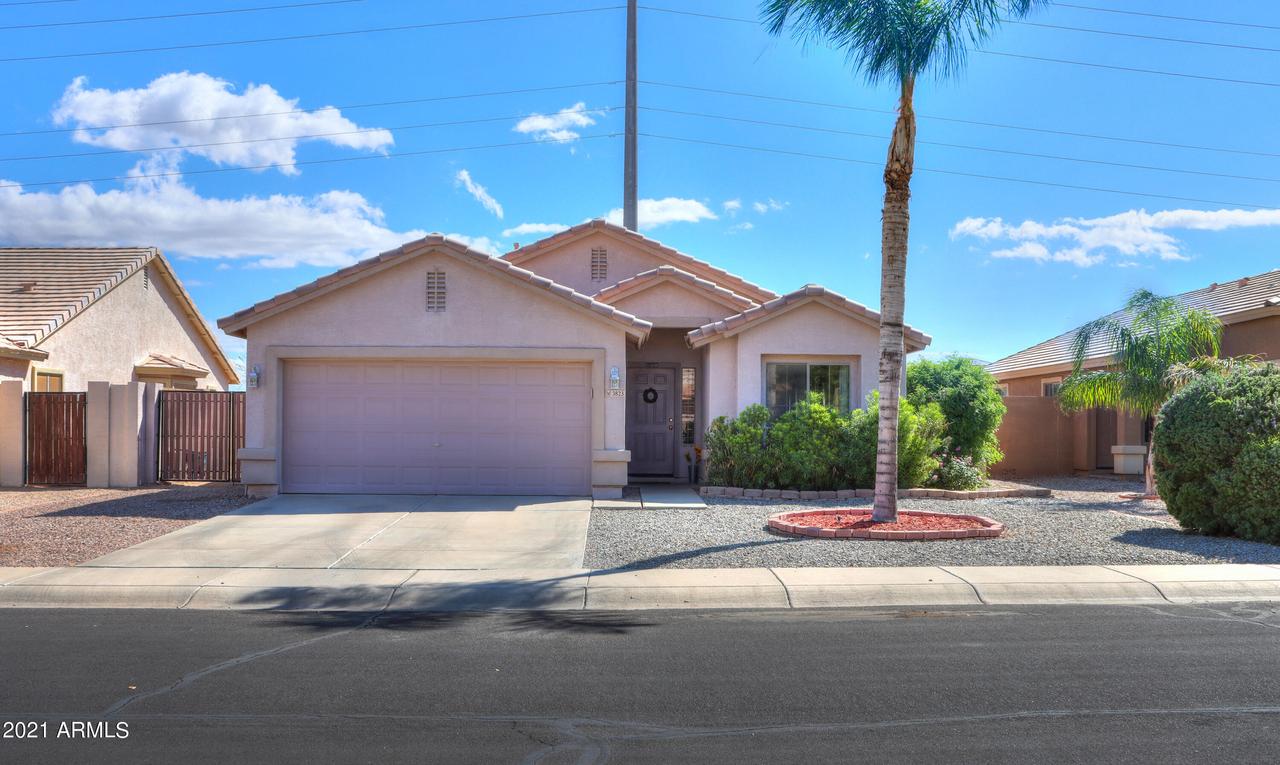 3823 S Joshua Tree Ln., Gilbert, AZ 85297