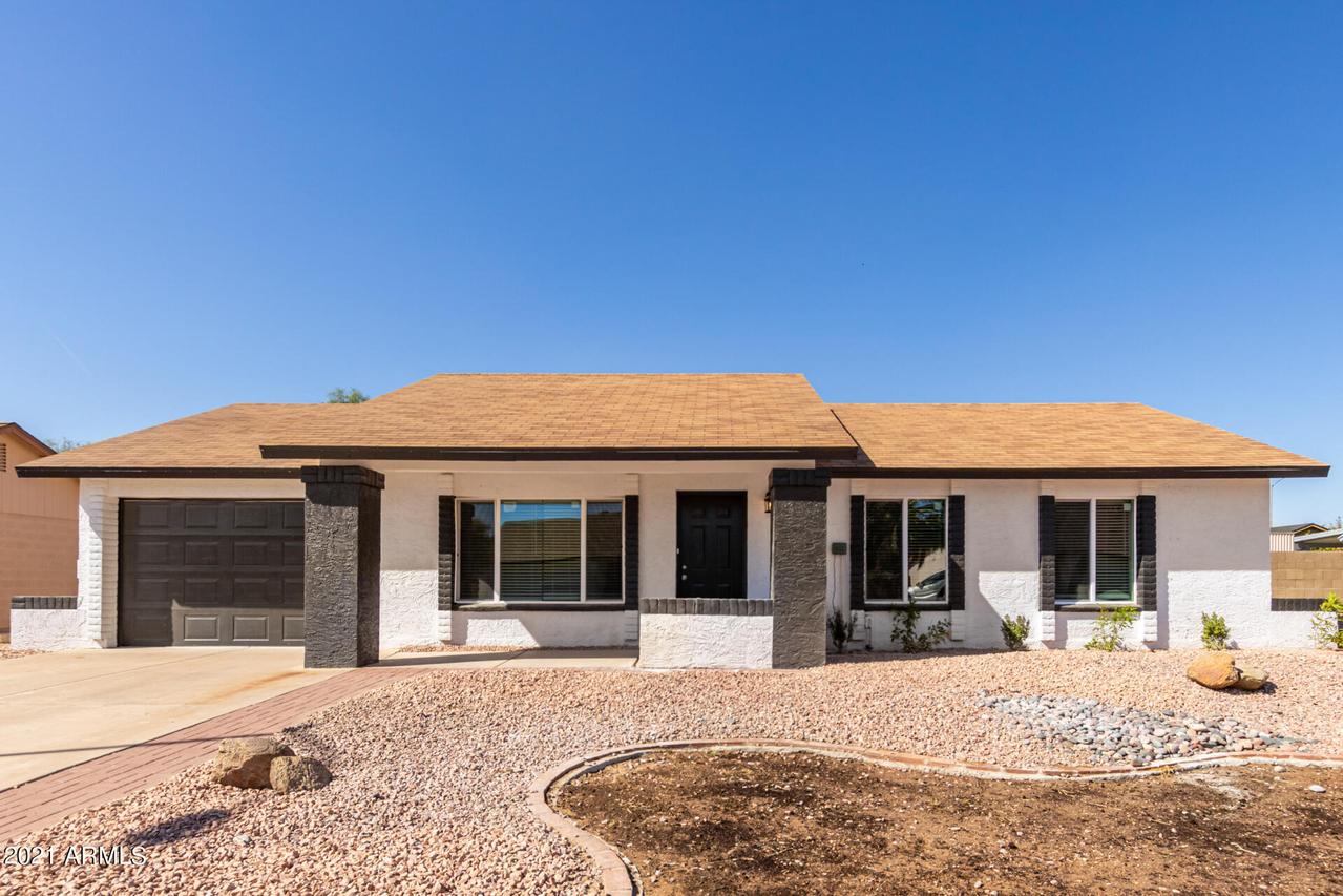 1228 N Freestone, Mesa, AZ 85203