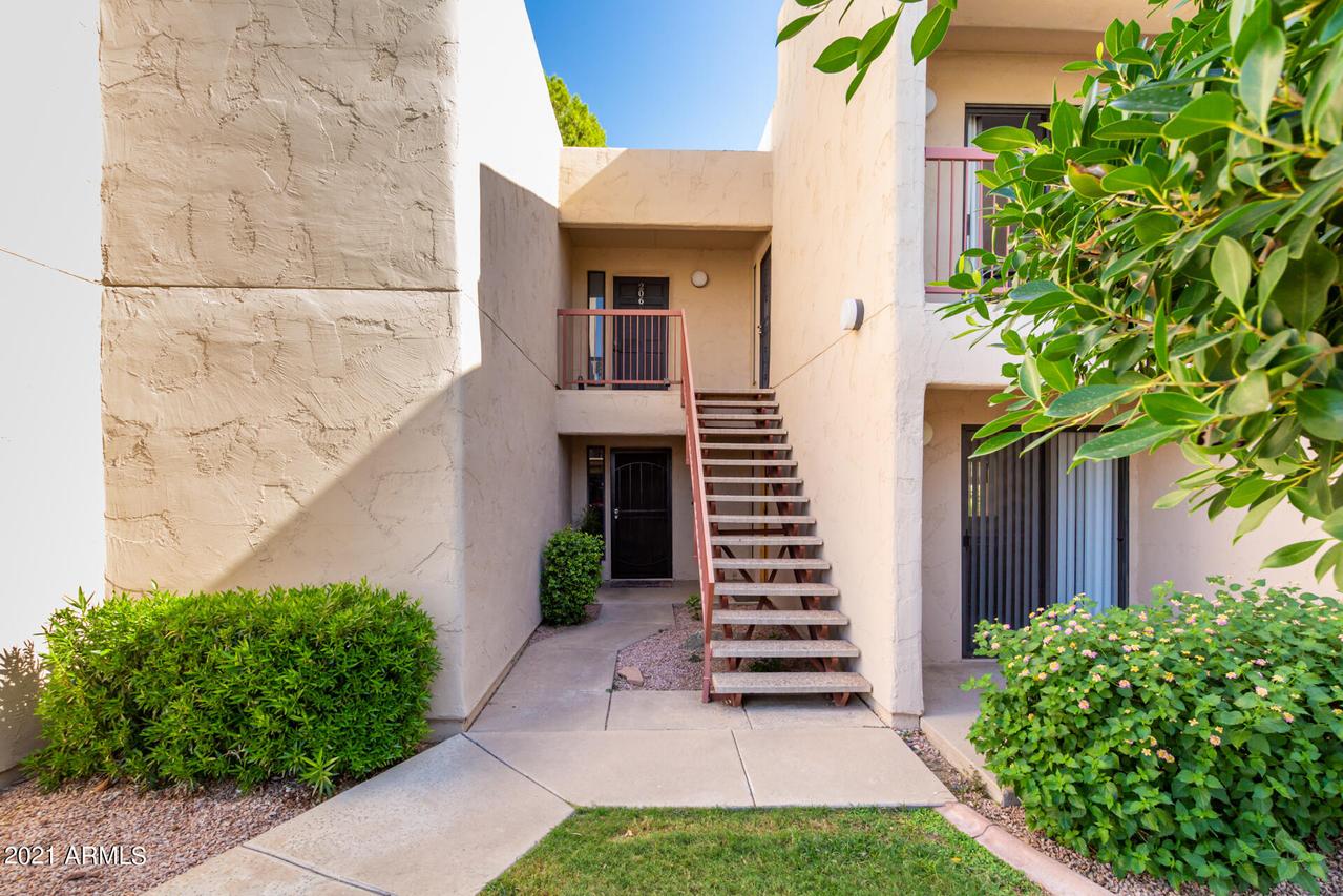 9270 E Mission Ln. #206, Scottsdale, AZ 85258