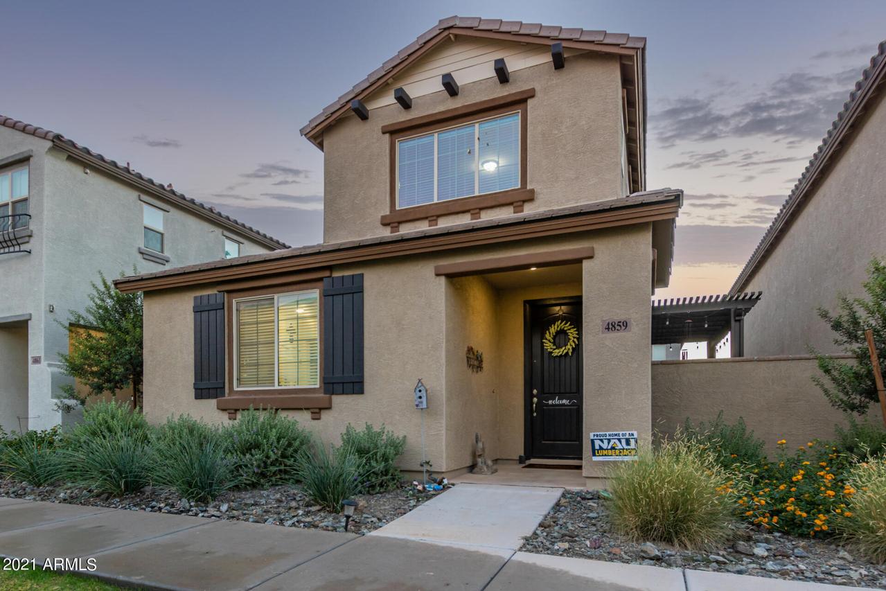4859 S Charger, Mesa, AZ 85212