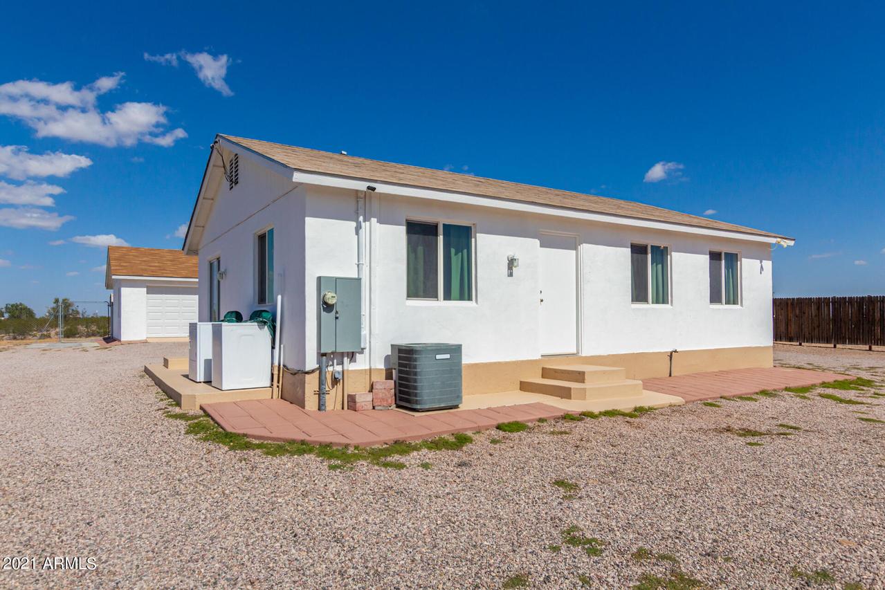 35042 W Buchanan Ave., Tonopah, AZ 85354