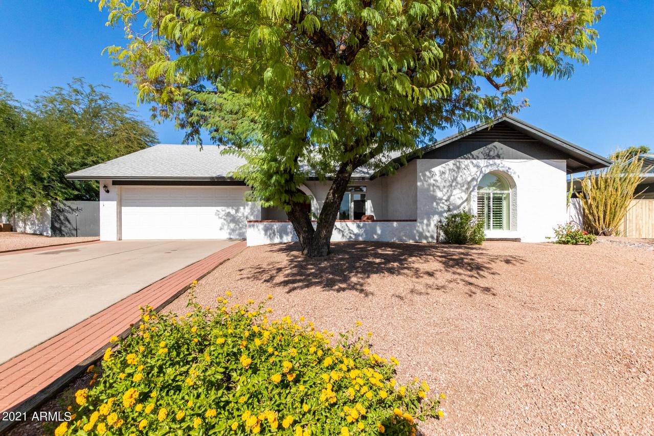 714 W Strahan Dr., Tempe, AZ 85283