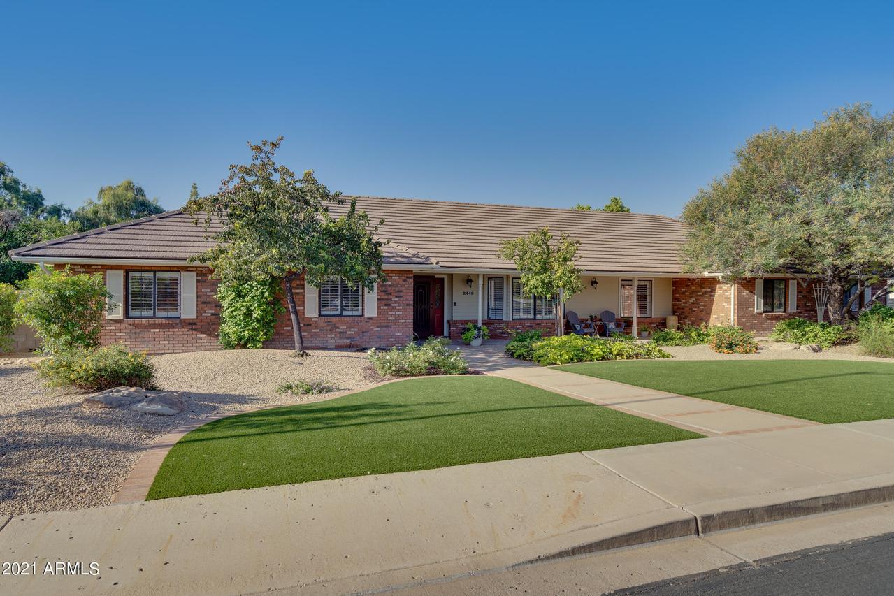 2446 N Alamo, Mesa, AZ 85213