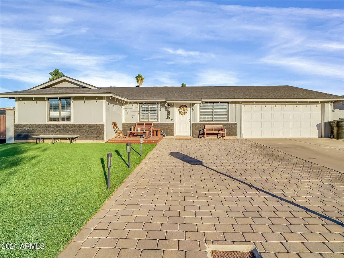 559 N Yucca Cir., Mesa, AZ 85201