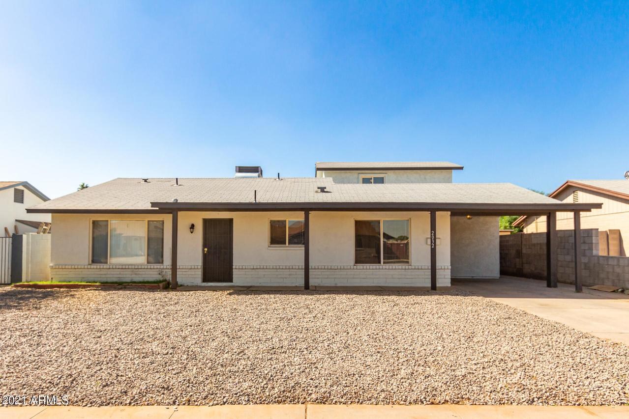 2032 N 54th Ln., Phoenix, AZ 85035