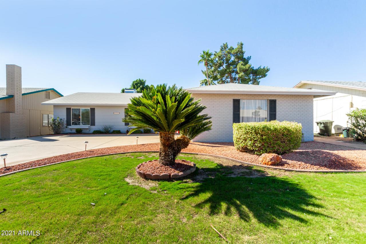 4255 E Sacaton St., Phoenix, AZ 85044