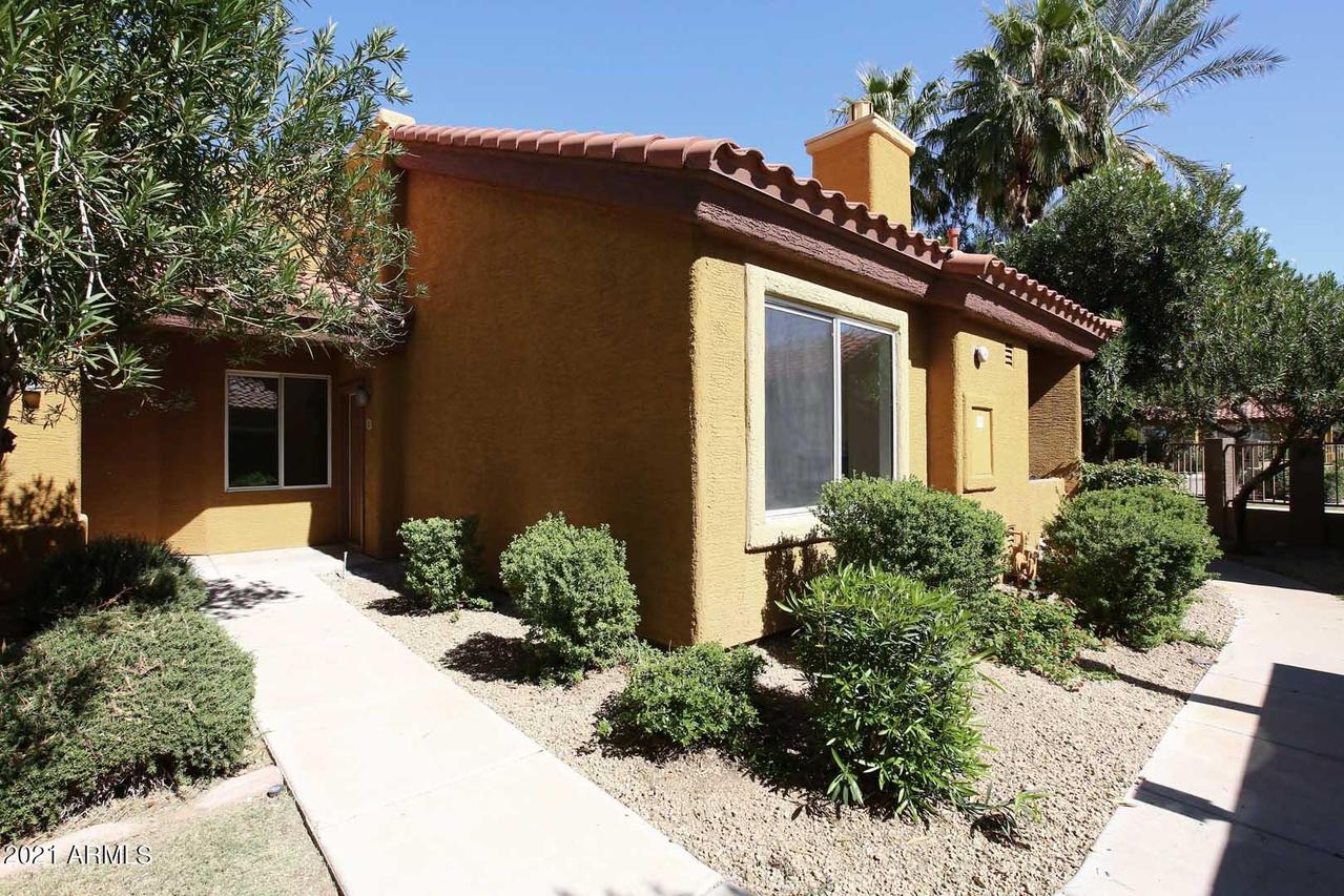 2929 W Yorkshire Dr. #1008, Phoenix, AZ 85027