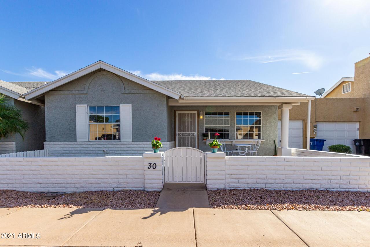 2929 E Broadway Rd. #30, Mesa, AZ 85204