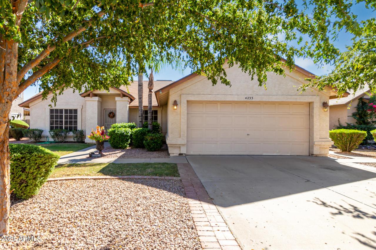 4233 E Briarwood Ter., Phoenix, AZ 85048