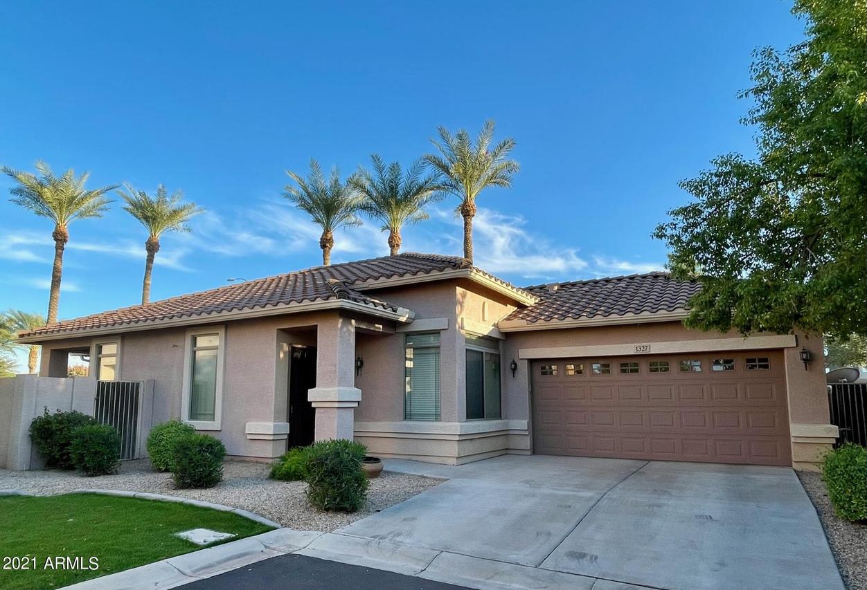 1327 E Marlin Dr., Chandler, AZ 85286