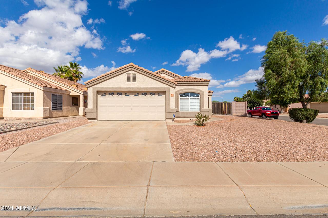 972 E Laredo St., Chandler, AZ 85225