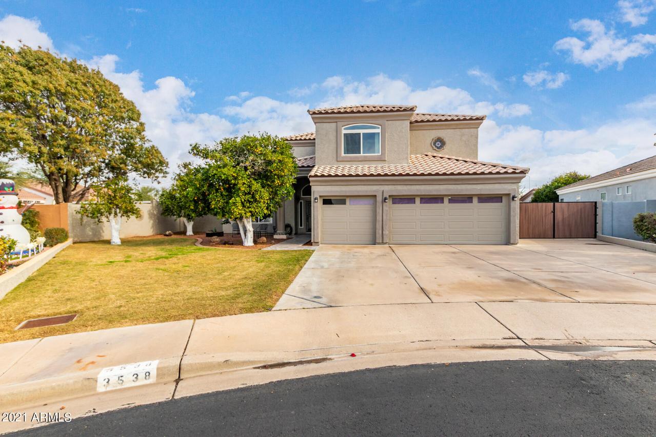 3538 E Fairbrook Cir., Mesa, AZ 85213