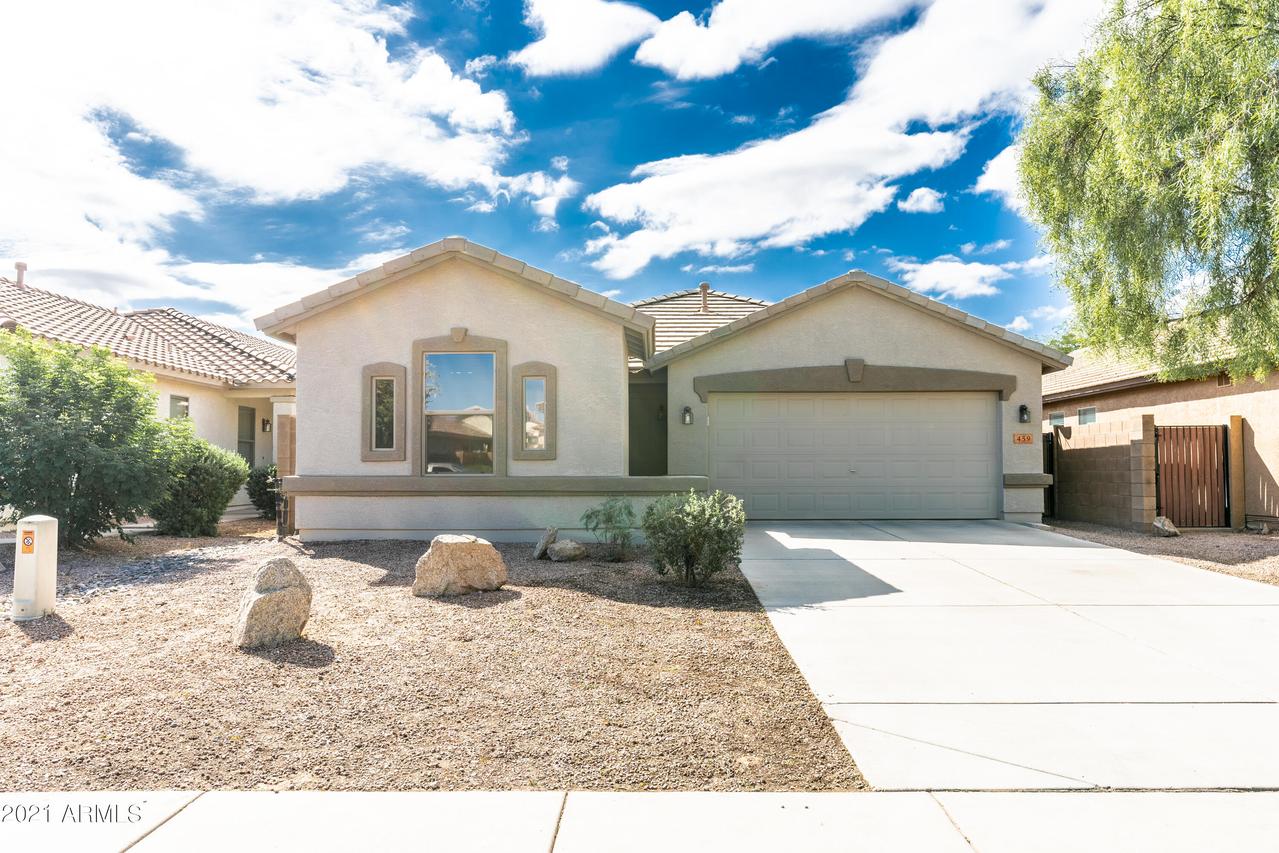 459 W Gascon Rd., San Tan Valley, AZ 85143