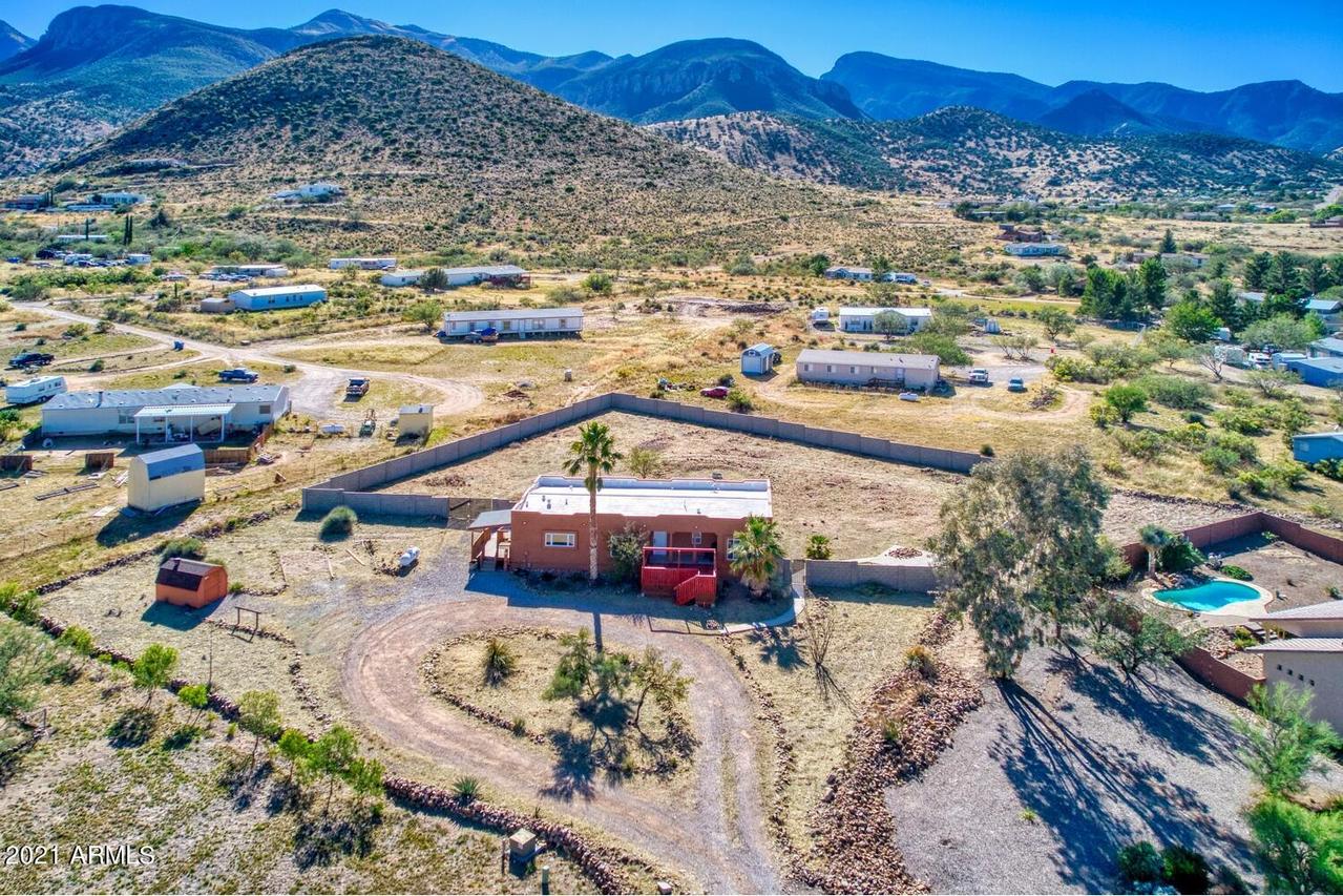 3394 E Serritos Ranch Rd., Hereford, AZ 85615