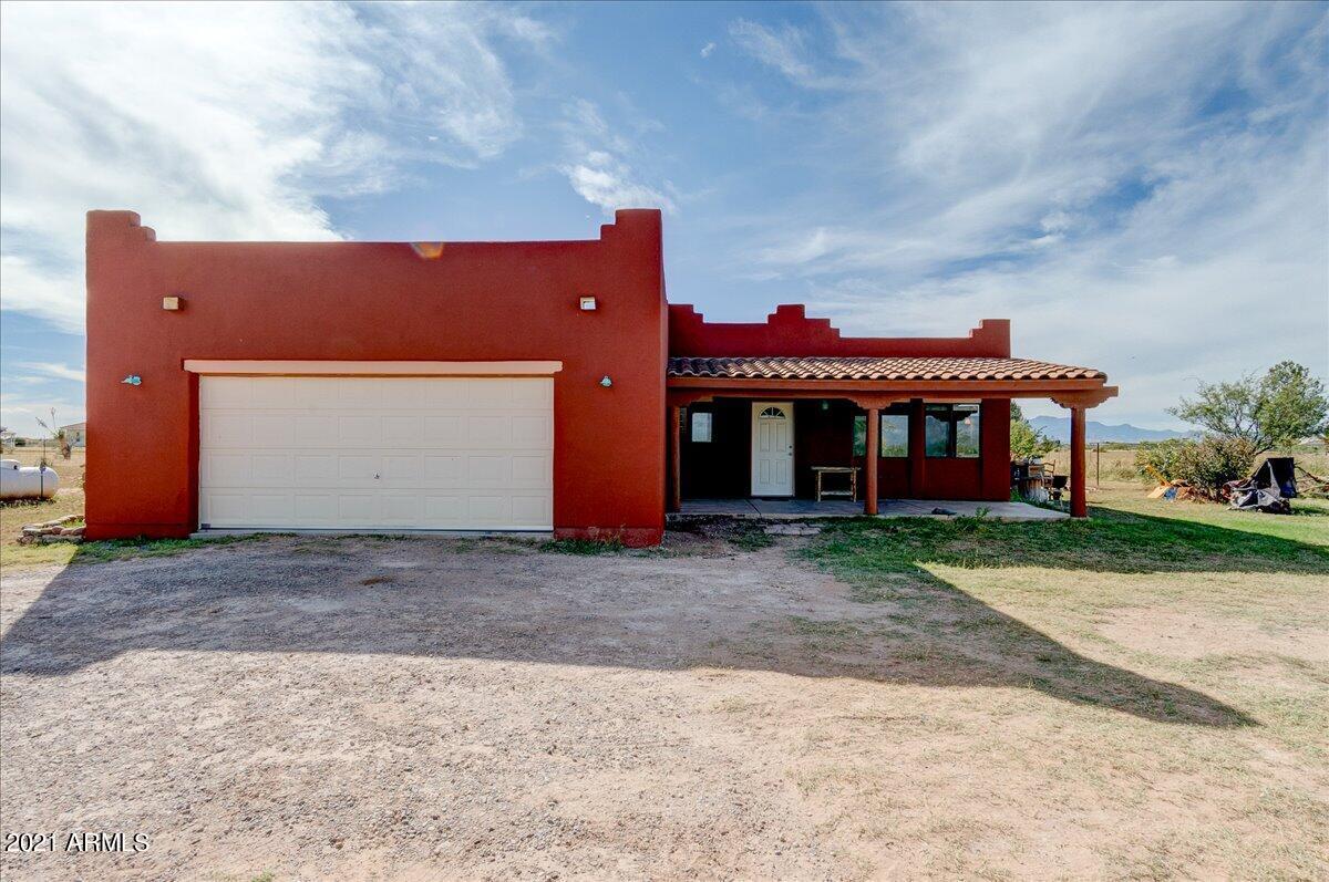 10413 E Cloudcroft Dr., Hereford, AZ 85615