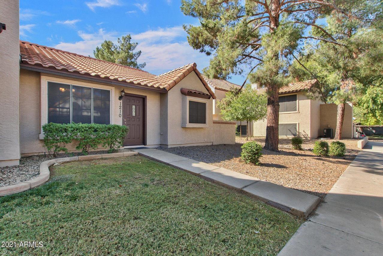 921 W University Dr. #1210, Mesa, AZ 85201