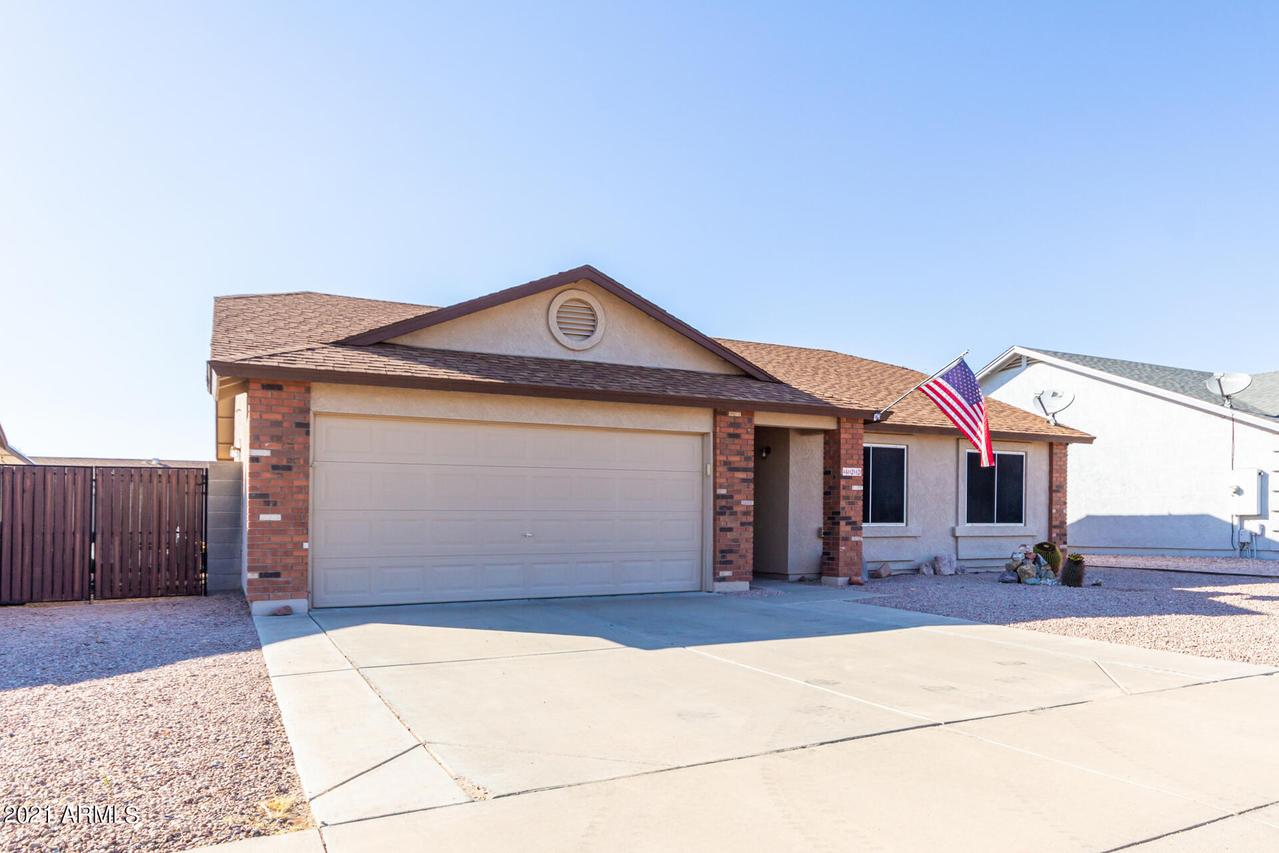 422 N 110th St., Mesa, AZ 85207
