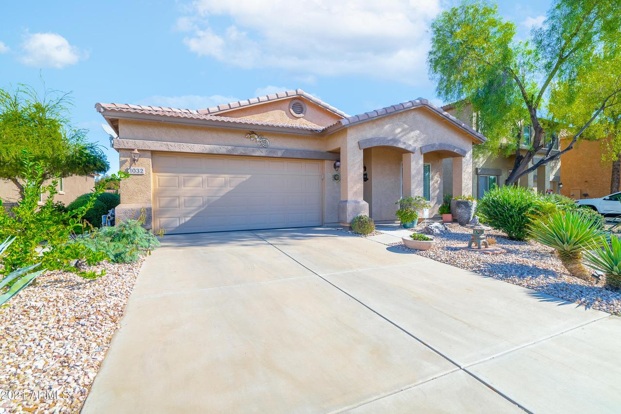 1032 E Canyon Tr., San Tan Valley, AZ 85143