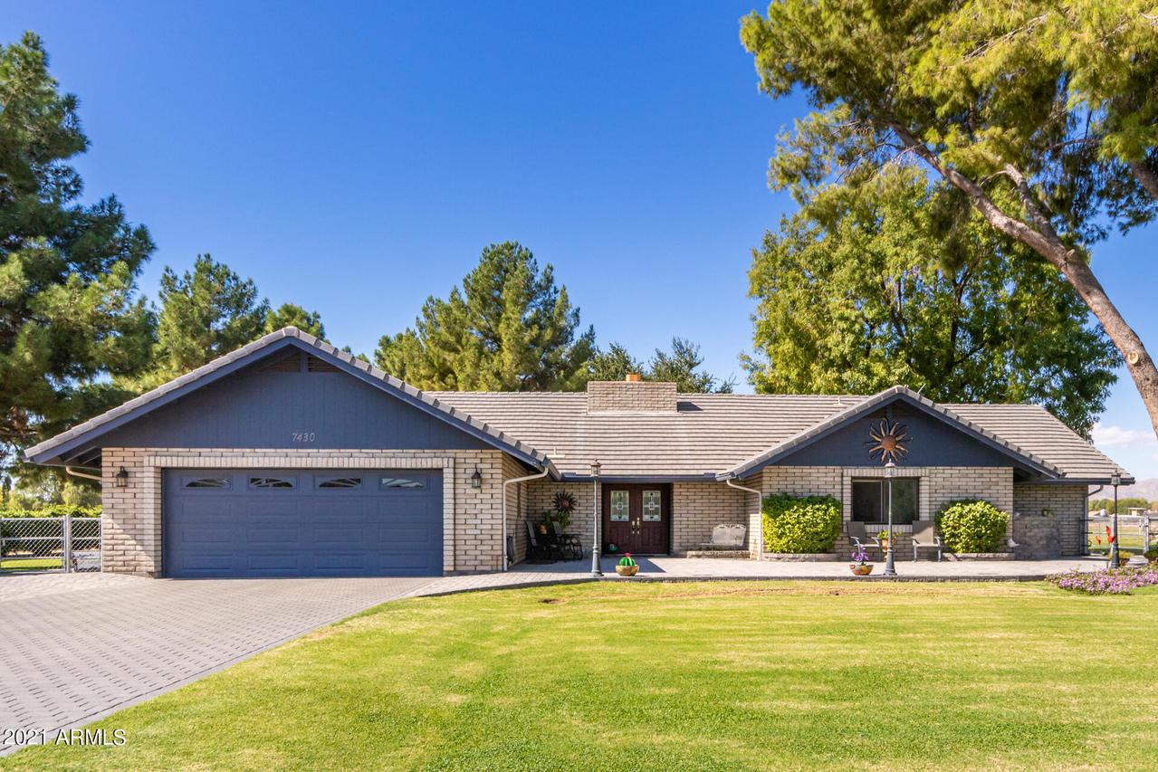7430 N 175th Ave., Waddell, AZ 85355