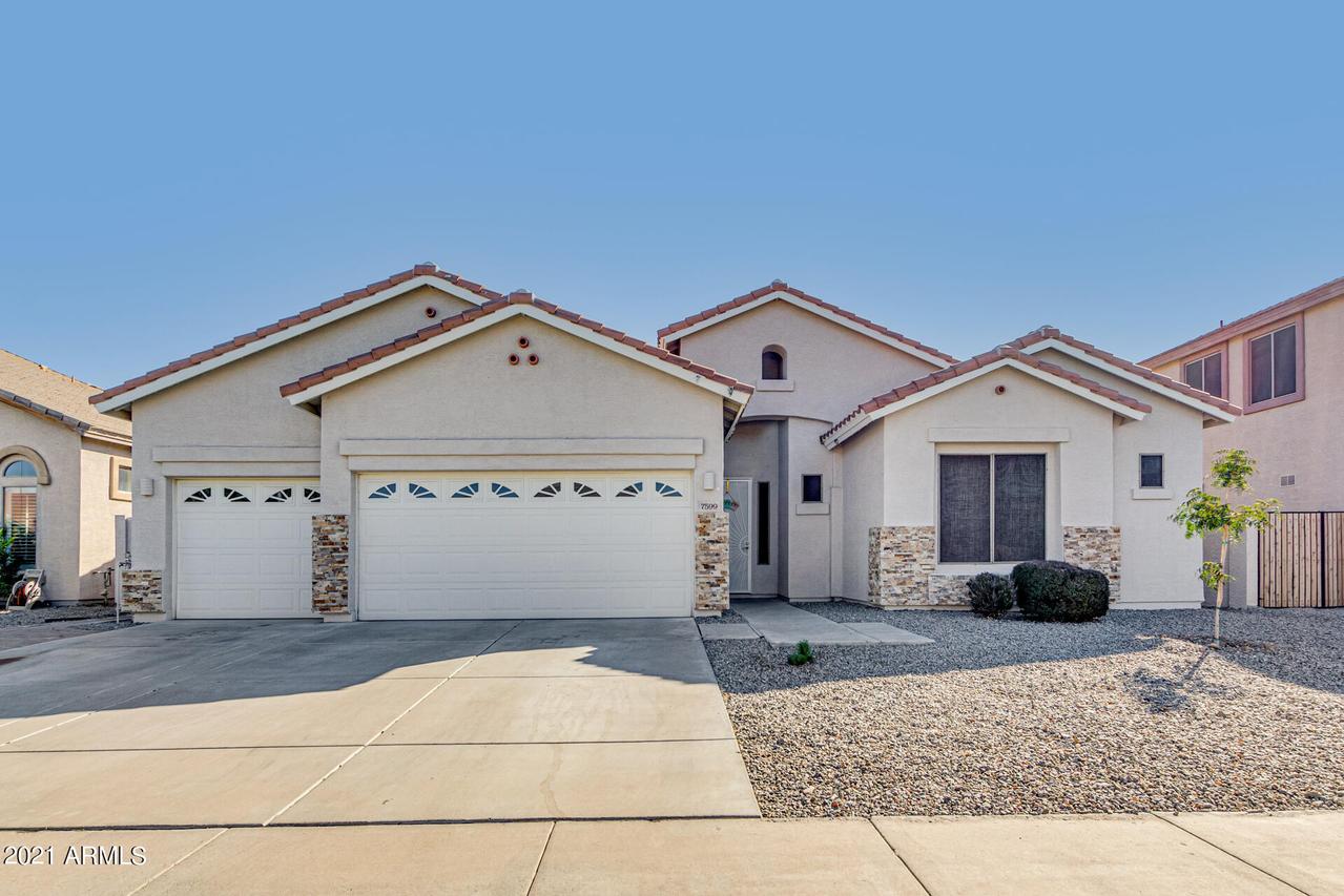 7599 N 86th Ave., Glendale, AZ 85305