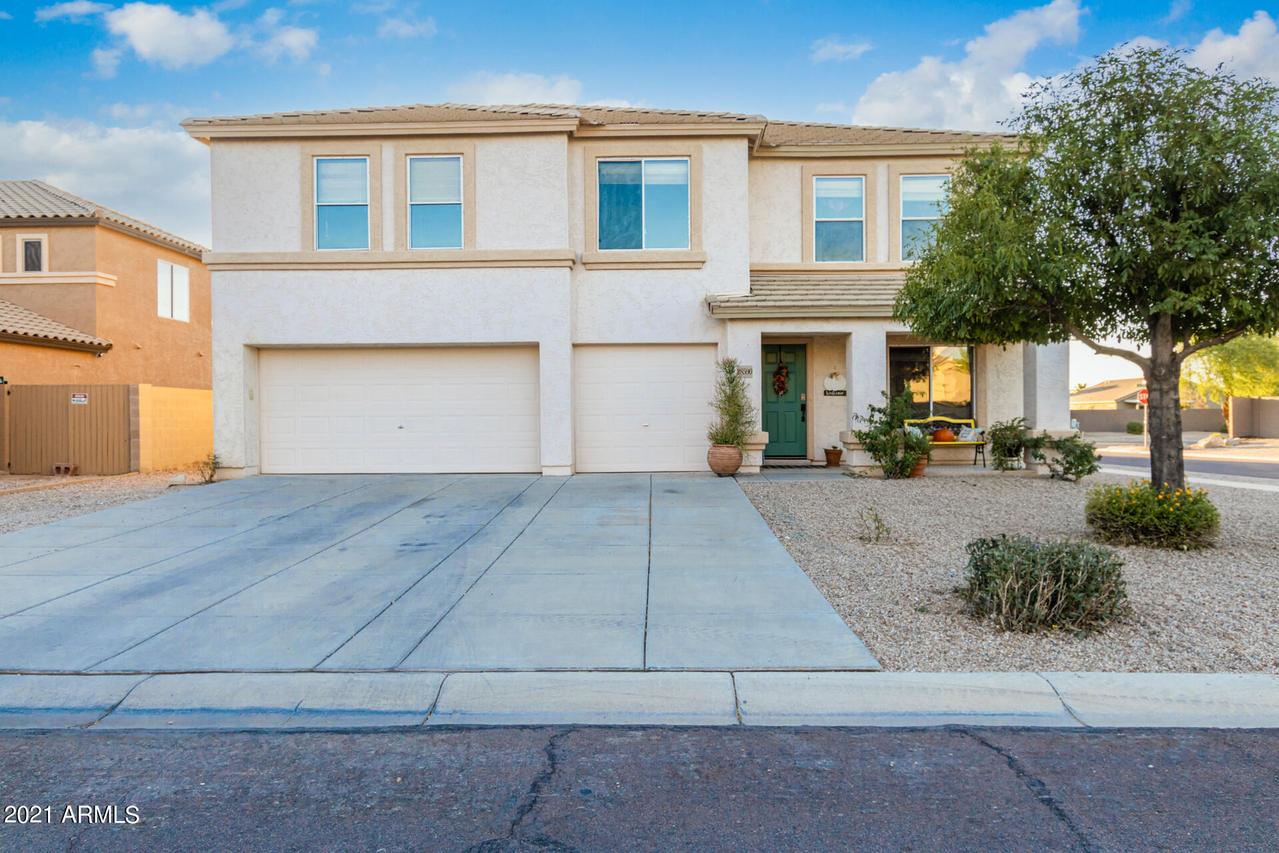28590 N Obsidian Dr., San Tan Valley, AZ 85143