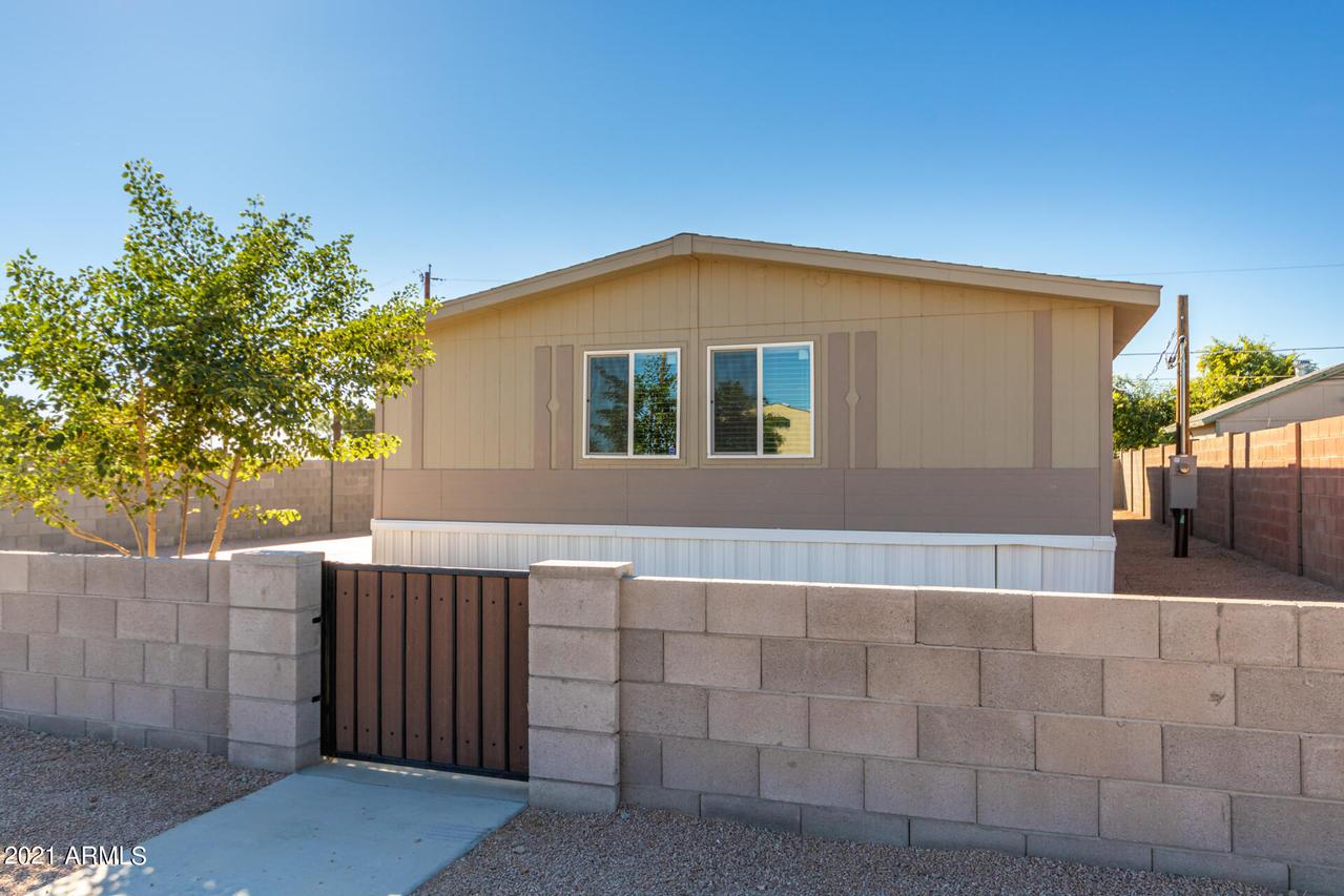 550 S 97th St., Mesa, AZ 85208