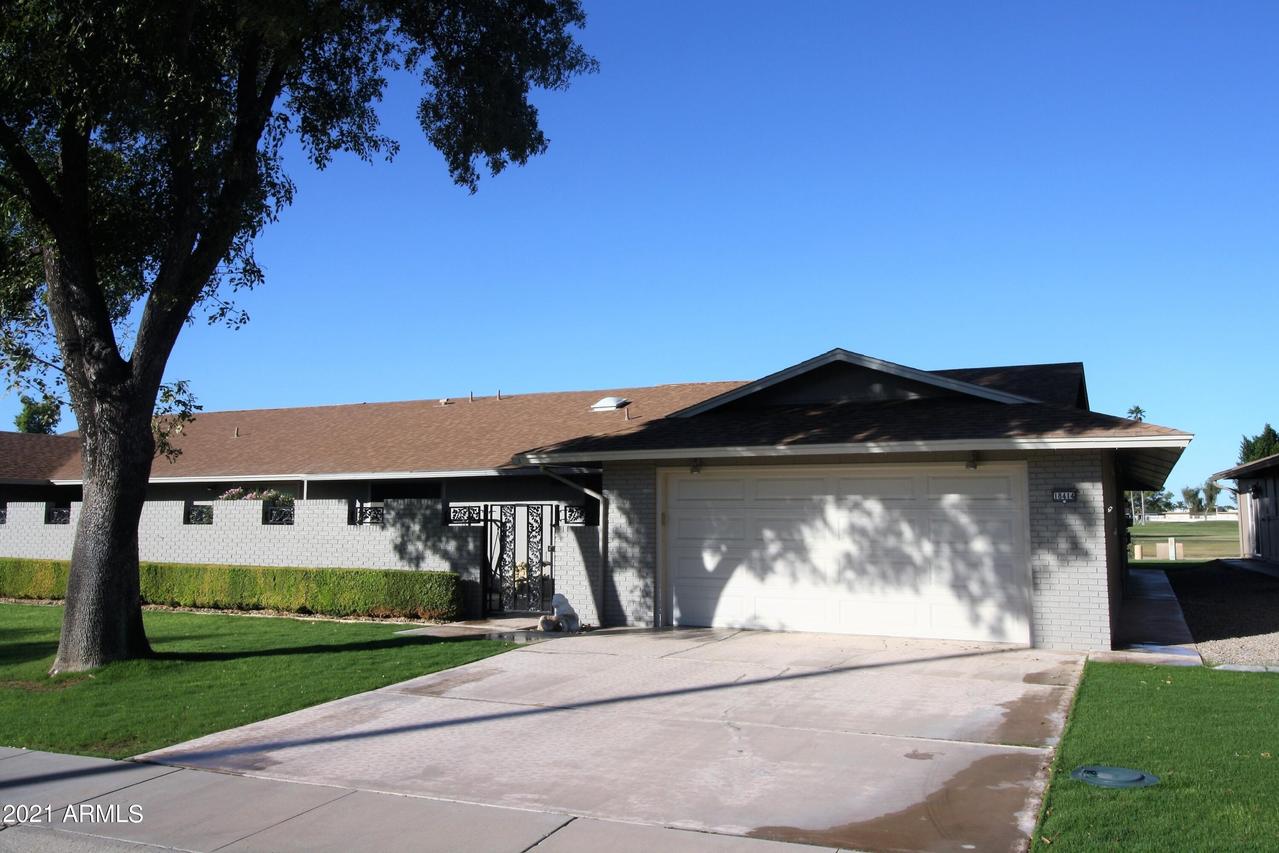 18414 N 104th Ave., Sun City, AZ 85373