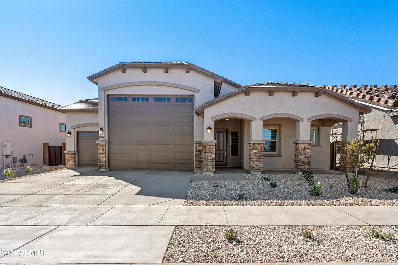 19011 W Jenan Dr., Surprise, AZ 85388