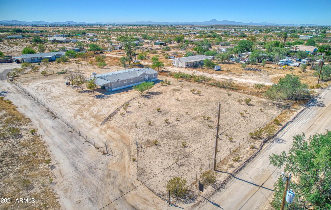 15801 W Hopi Dr., Casa Grande, AZ 85122