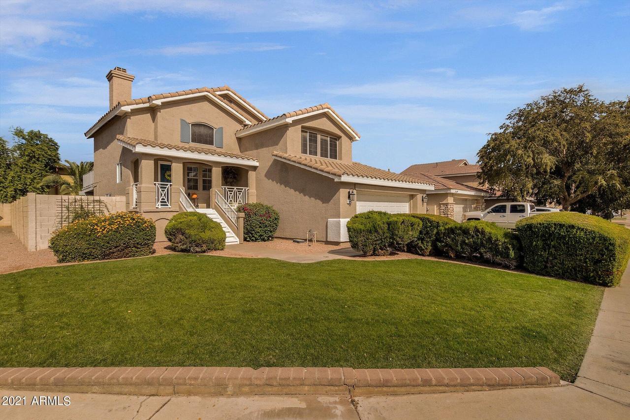 984 W Hudson Way, Gilbert, AZ 85233