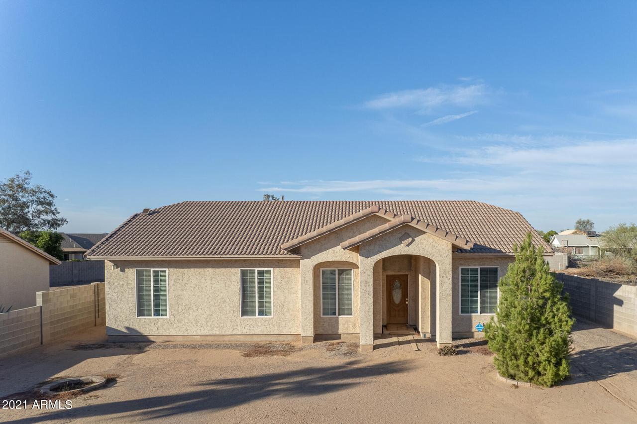 10478 W Fernando Dr., Arizona City, AZ 85123