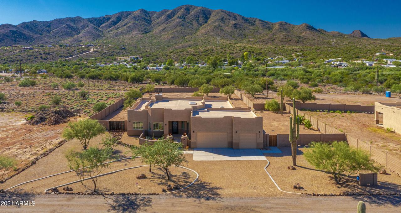 44306 N 1st Dr., New River, AZ 85087