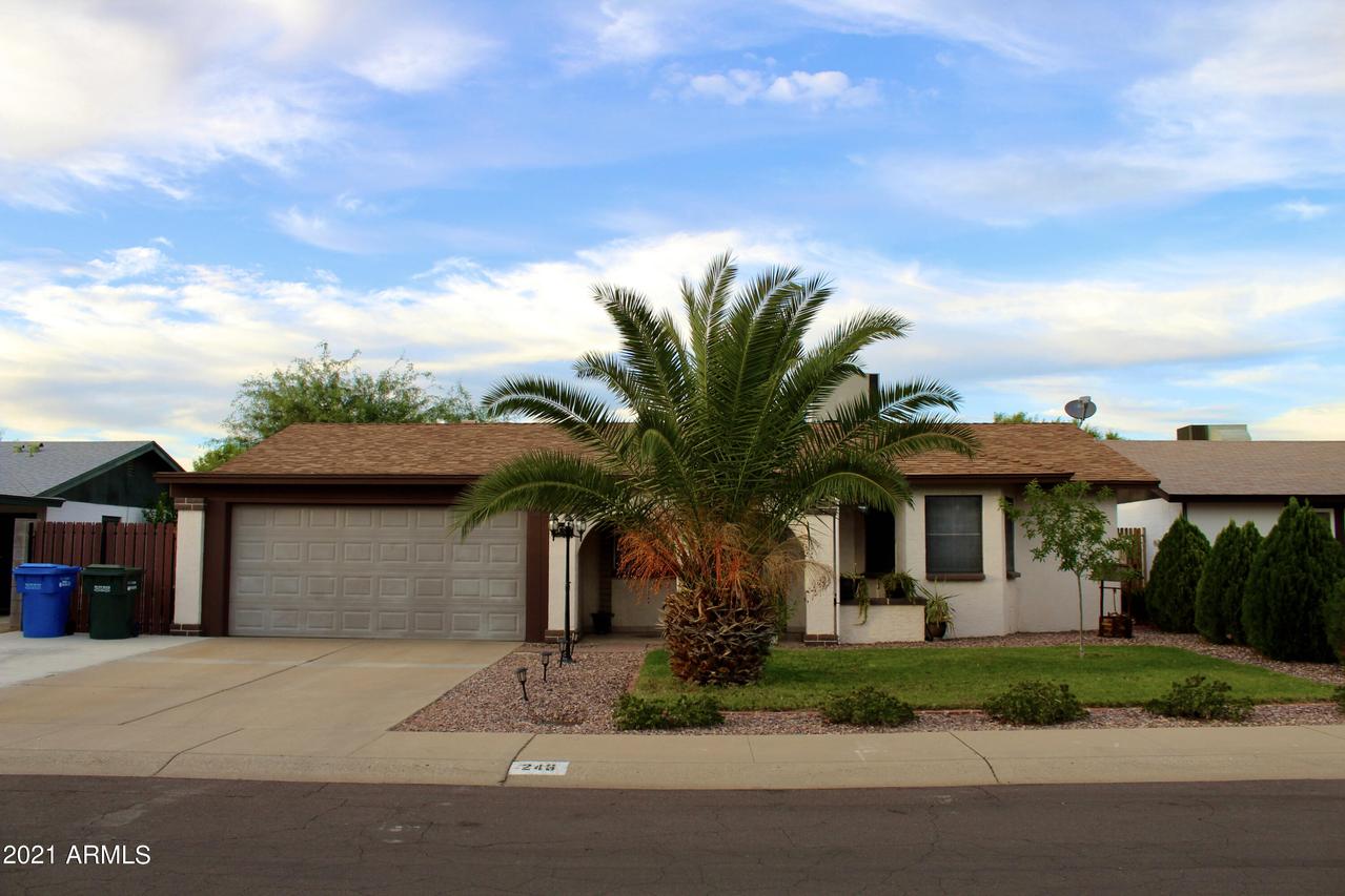 246 W Kerry Ln., Phoenix, AZ 85027