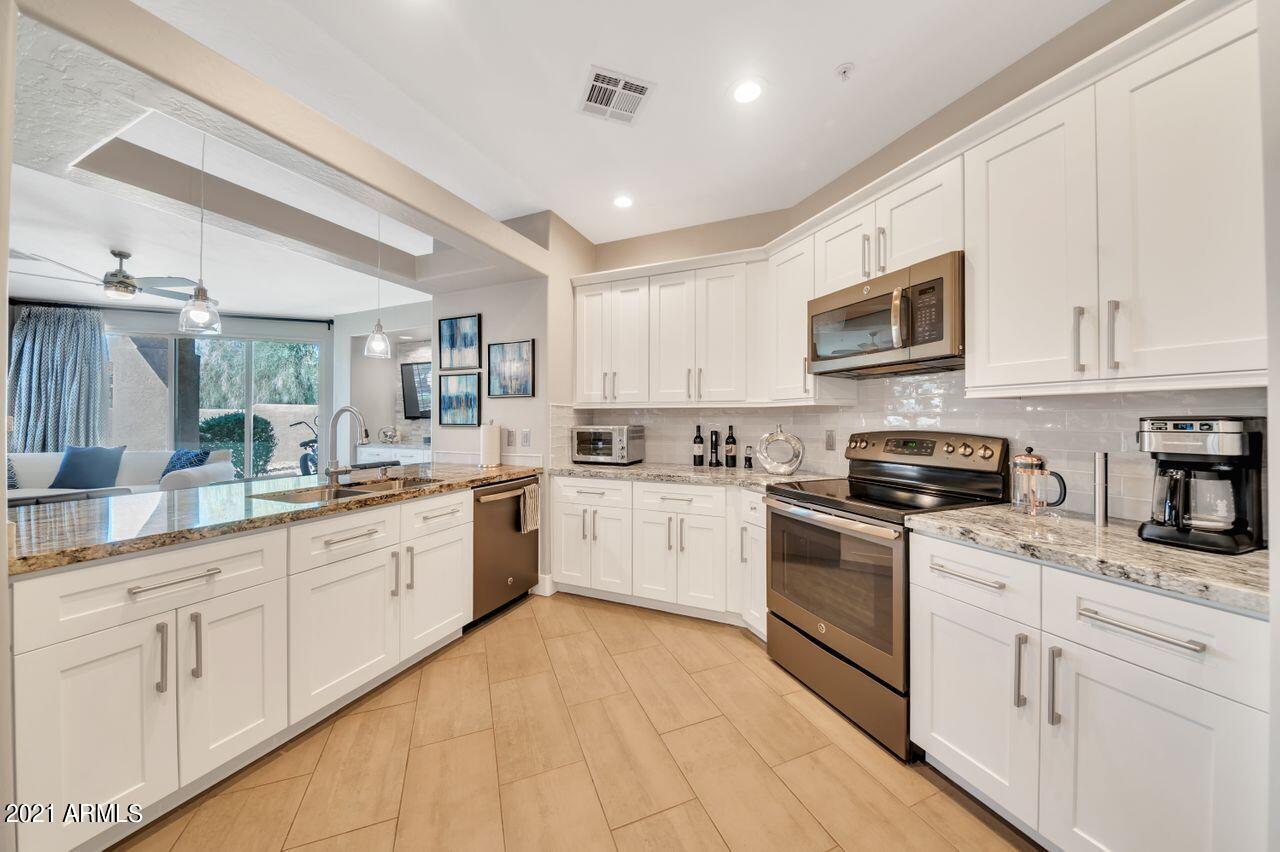 11500 E Cochise Dr. #1031, Scottsdale, AZ 85259