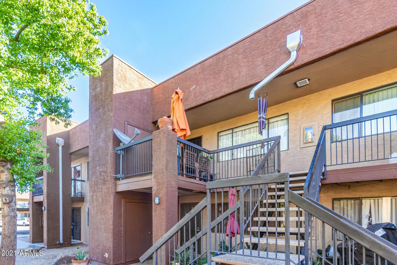 3810 N Maryvale Pkwy. #2078, Phoenix, AZ 85031