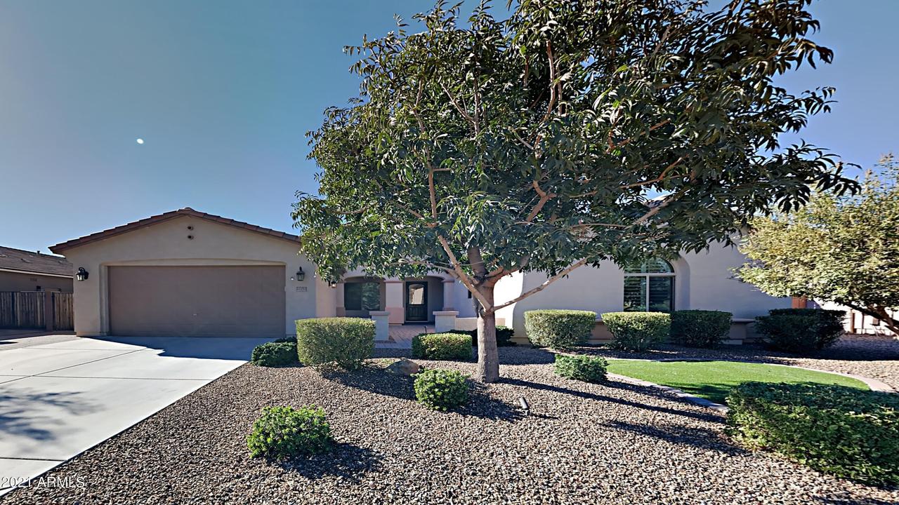 41050 N Eliana Dr., San Tan Valley, AZ 85140