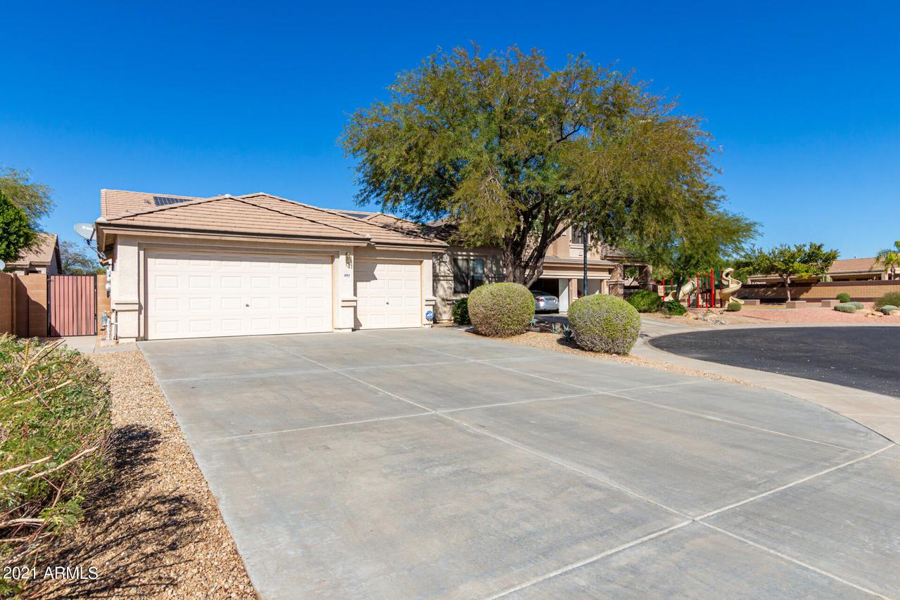 16912 W Bridlington Ct., Surprise, AZ 85374