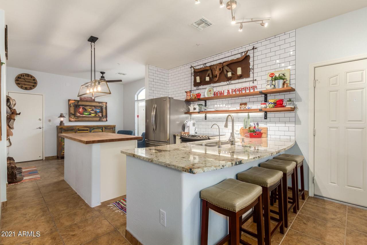 2250 E Deer Valley Rd. #97, Phoenix, AZ 85024