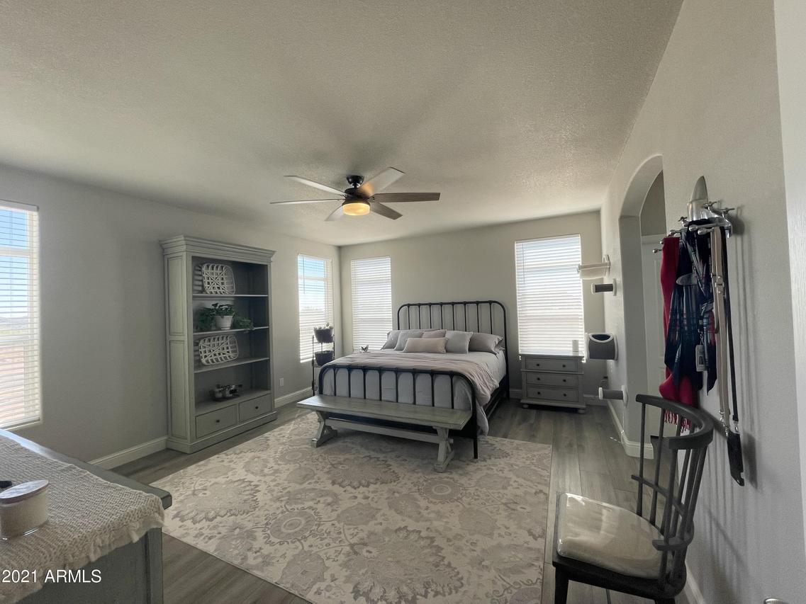 47718 N 41st Ave., New River, AZ 85087